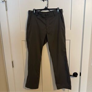 Nike Men's Khaki Chinos